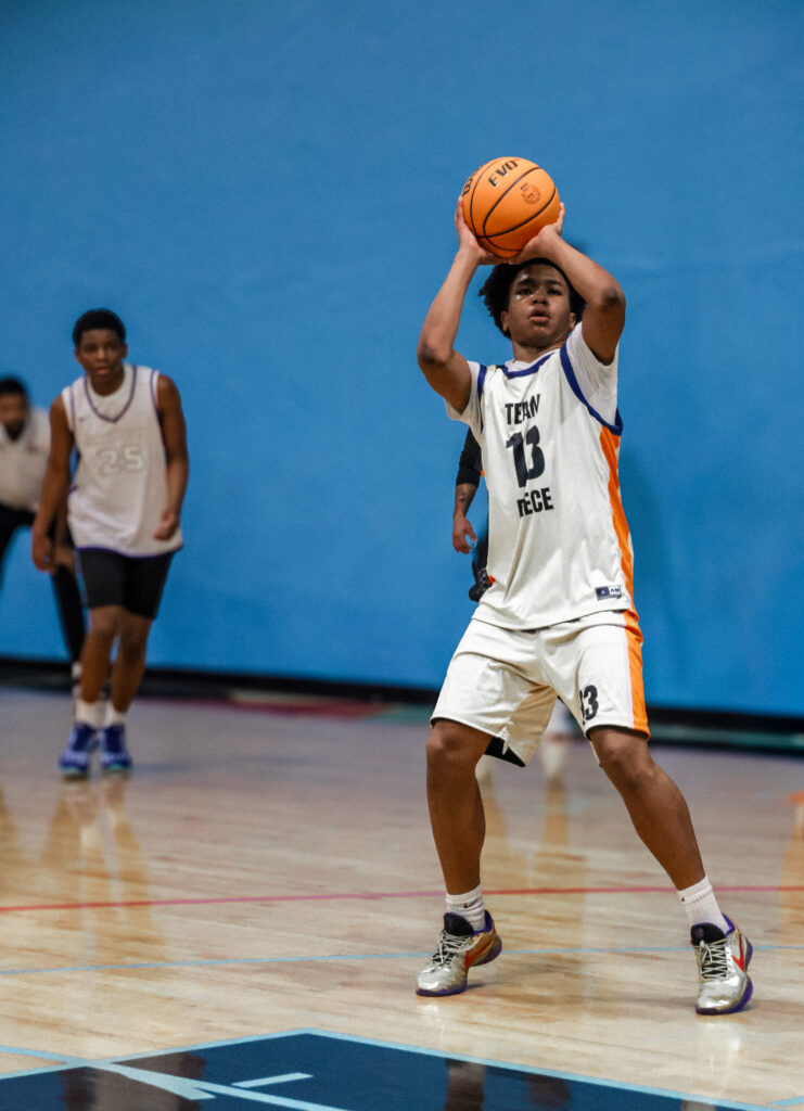 AAU Basketball Training, Skills and Drills, and elite level basketball tournaments for youth athletes in the South Florida area